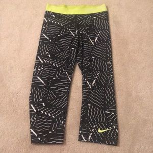 Nike Pro Cropped Leggings